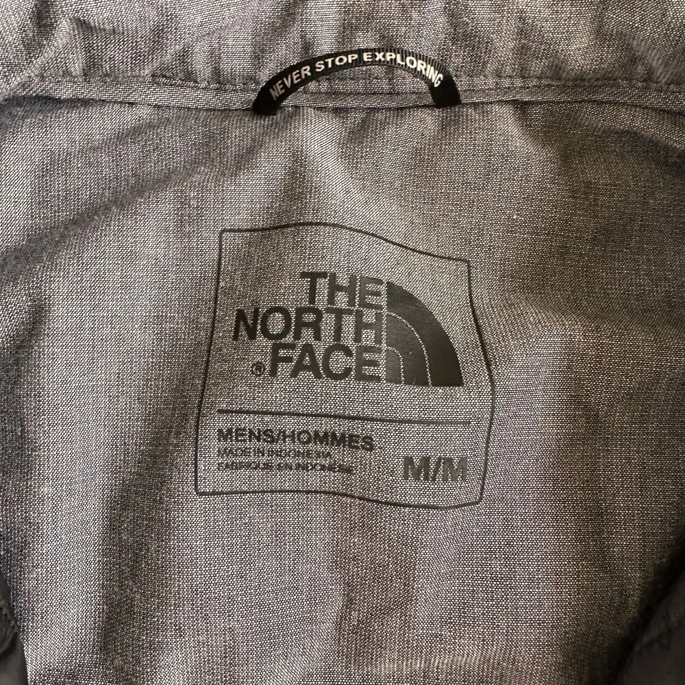 The North Face Jacket Mens MEDIUM Gray ThermoBall Eco Shirt Jacket Quilted Snap